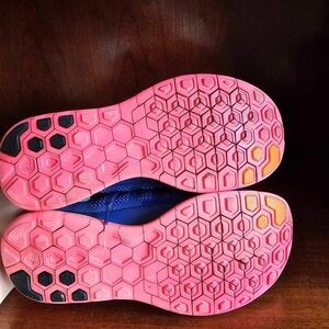 Women’s Nike shoes